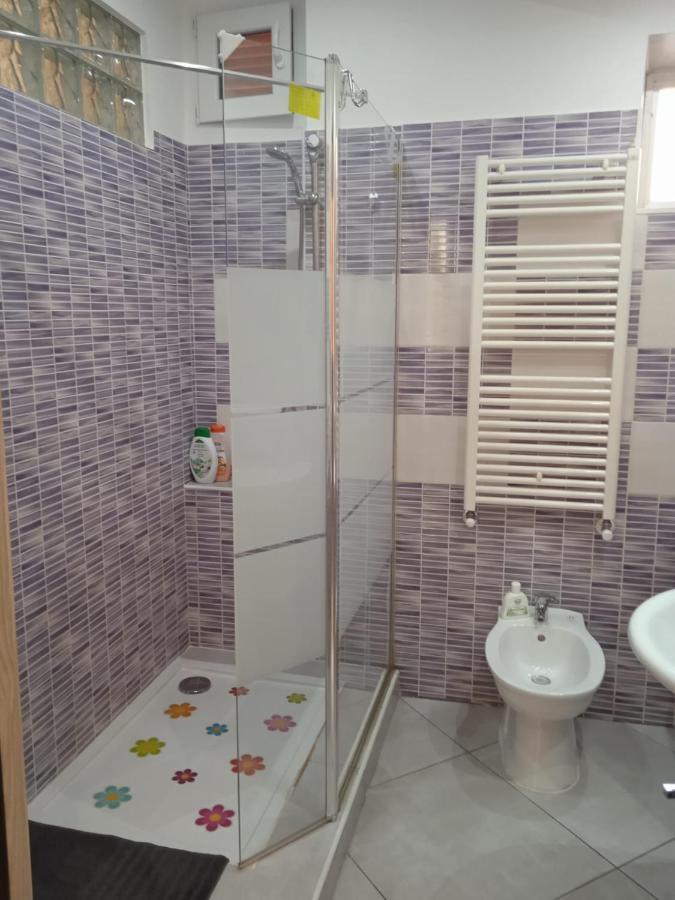 דירות ג'נובה Casa Orchidea מראה חיצוני תמונה