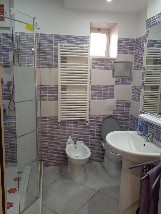 דירות ג'נובה Casa Orchidea מראה חיצוני תמונה