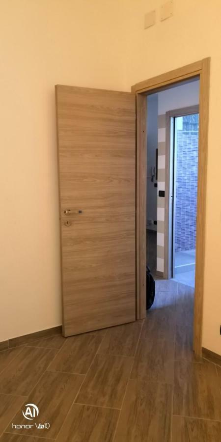 דירות ג'נובה Casa Orchidea מראה חיצוני תמונה